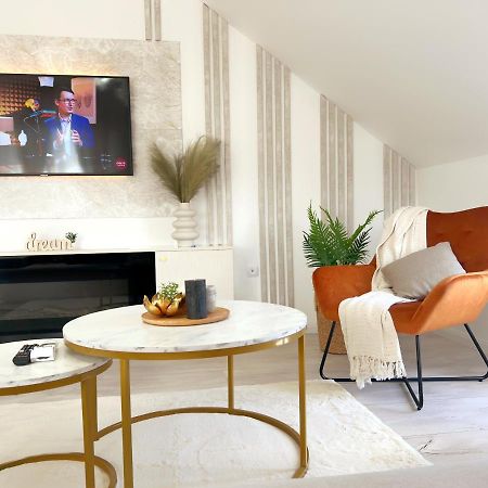 Studio Poienii - A Cozy Stay 5 Min Away From The Center Bistriţa المظهر الخارجي الصورة