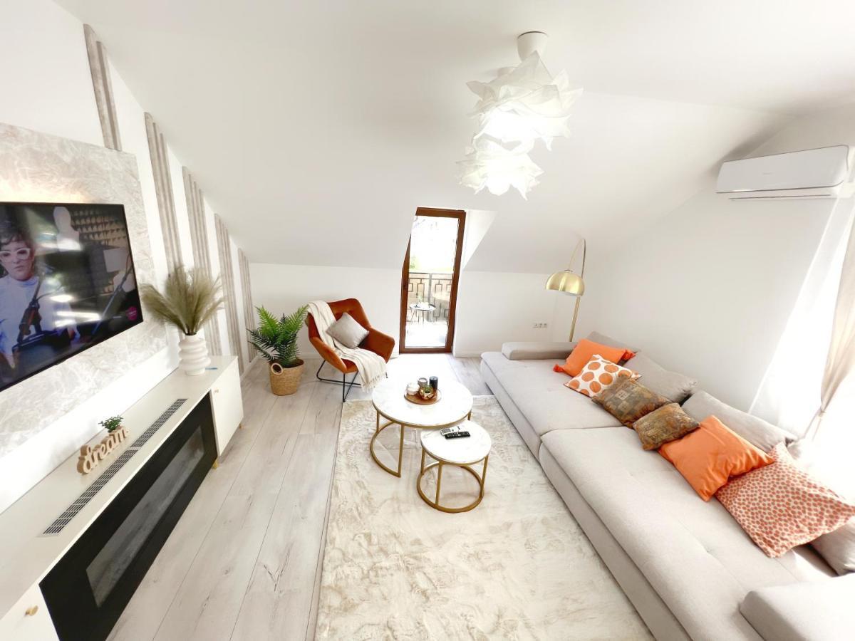 Studio Poienii - A Cozy Stay 5 Min Away From The Center Bistriţa المظهر الخارجي الصورة